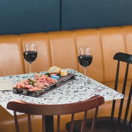 Eklo Centre Bastide 酒店